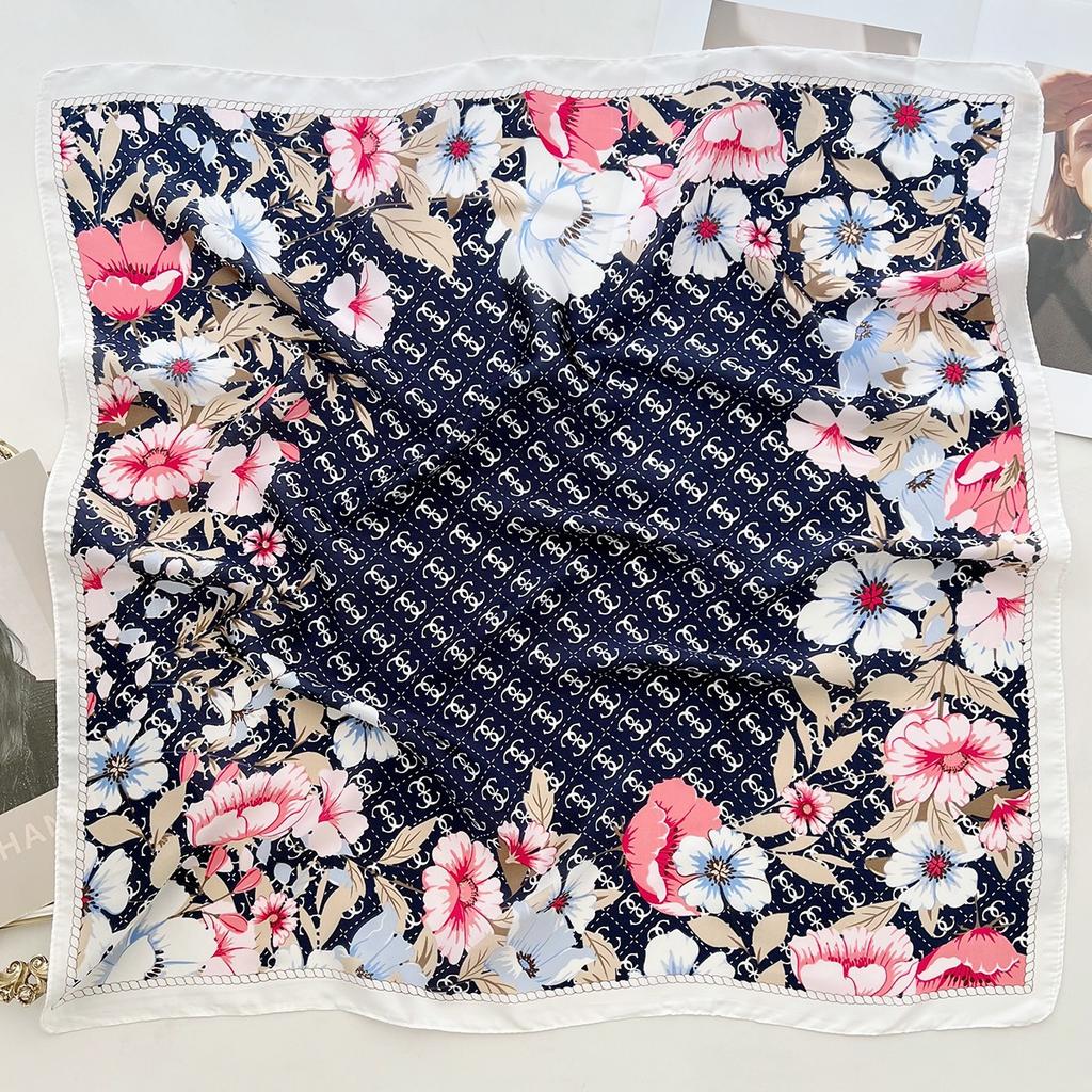 Spring and Summer Graffiti Flowers 71 * 71 Square Scarf Travel Sunscreen Headscarf Practical High-end Scarf for Mother