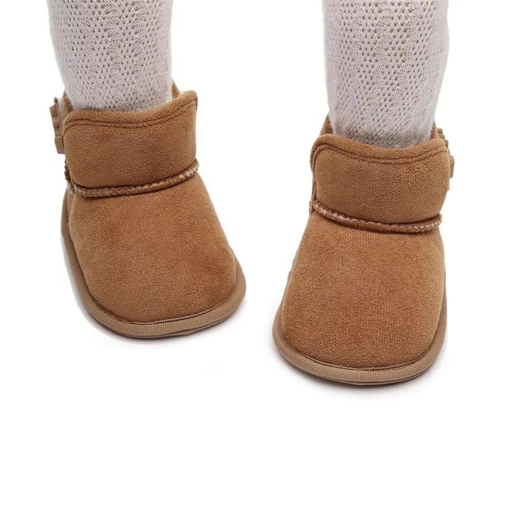 Bottes de Neige Chaudes d'Hiver pour Bébés Chaussons Plats Chaussures pour Nouveau-né Chaussures de Berceau pour Tout-petits Antidérapantes Chaussures de Marche pour Tout-petits et Bébés