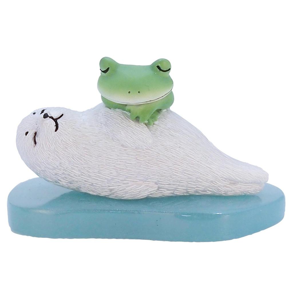 Tea Life Daikai Copeau Frog Mascot - Frog Sleeping with Seal, Cute Resin Miniature Figurine, Home Decor Ornament, W6.5 X D3.5 X H4 Cm (621560)
