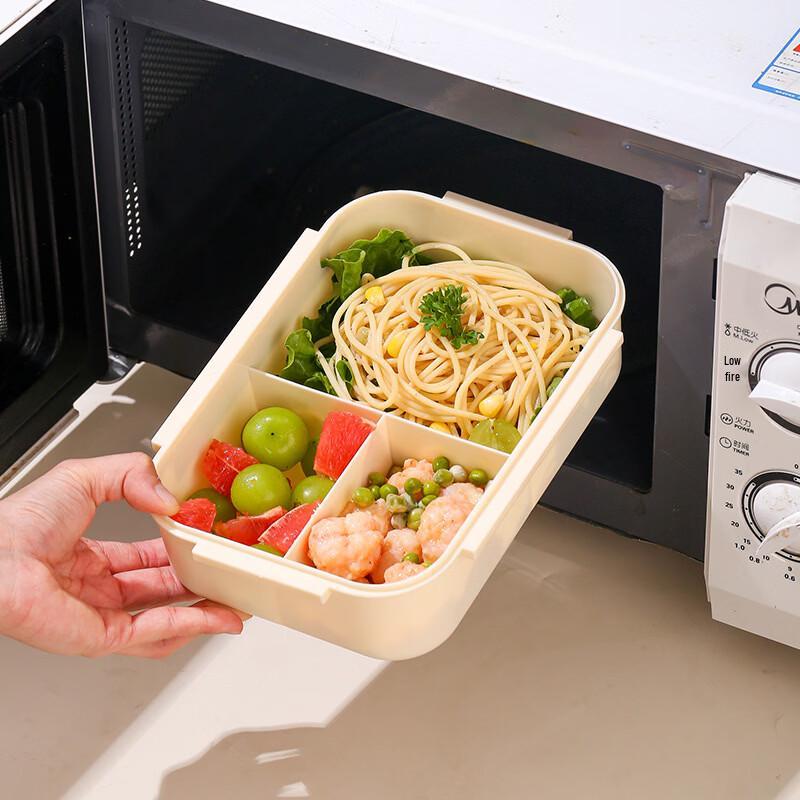 Bear Design Microwaveable Lunch Box Set