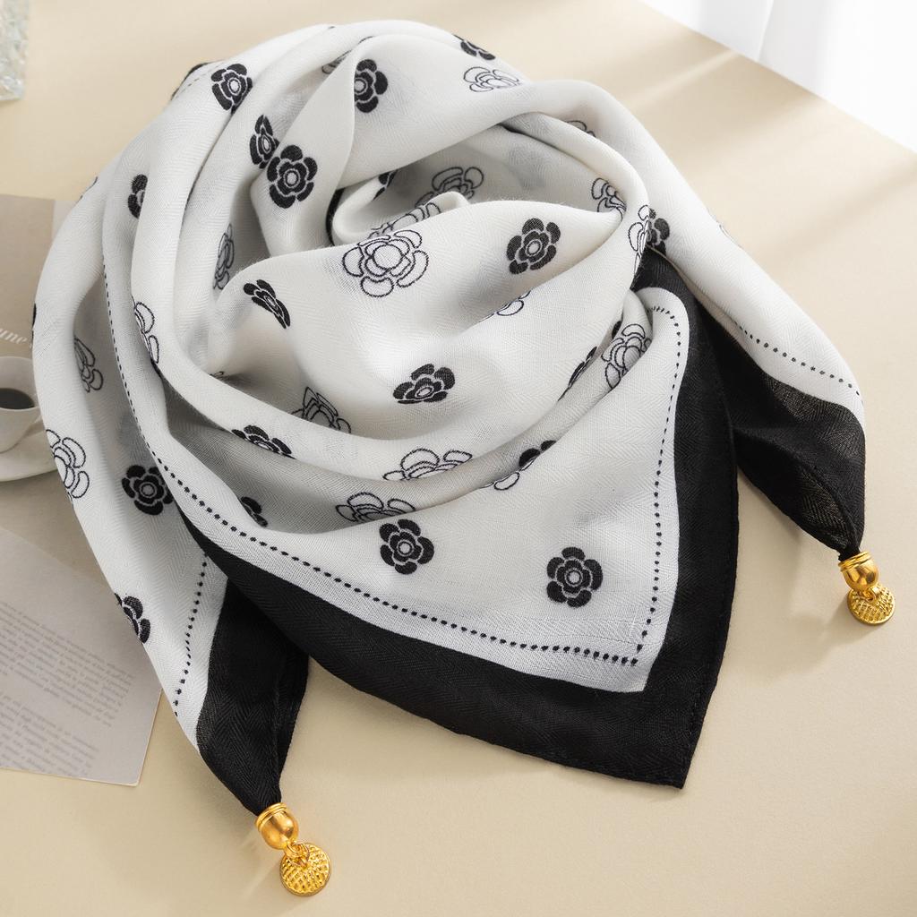 Winter Warm Scarves, Shawls, Classic Plaid Straps, Cardigans, And Warm Blankets For External Use