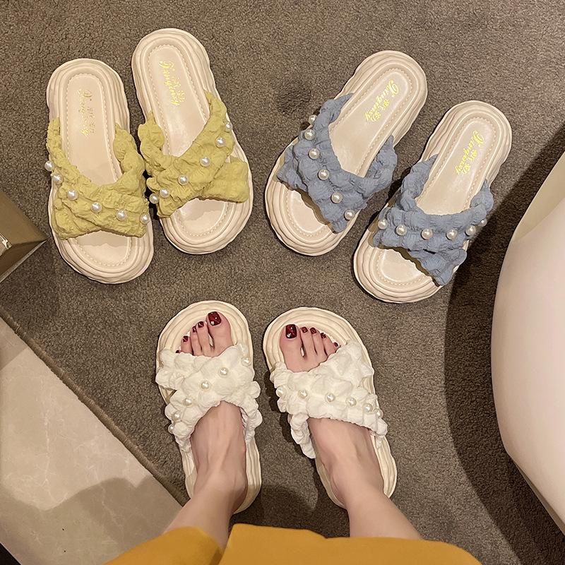 Fairy wind sandals summer wear 2025 new dissolved platform muffin shoes seaside vacation beach slippers ins