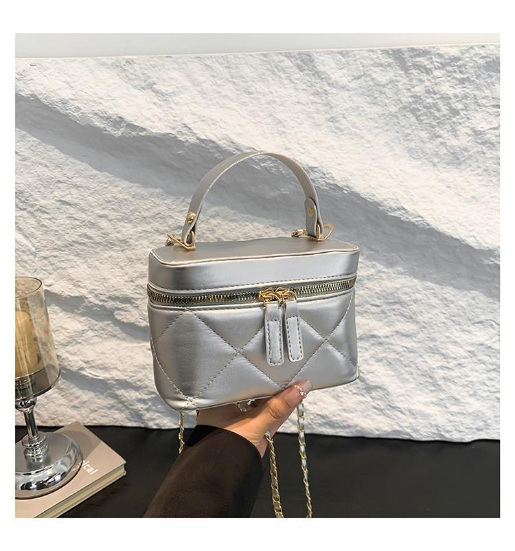 Mini Water Bucket Handbag With Zipper Closure Soft Pu Material Street Style Small Purse For Casual Outings