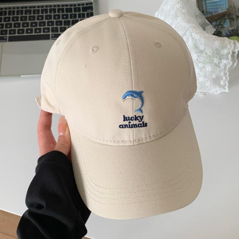 New Cute Embroidered Dolphin Baseball Cap Women's Spring and Summer Versatile Face Small Sunshade Sun Protection Cap Tide