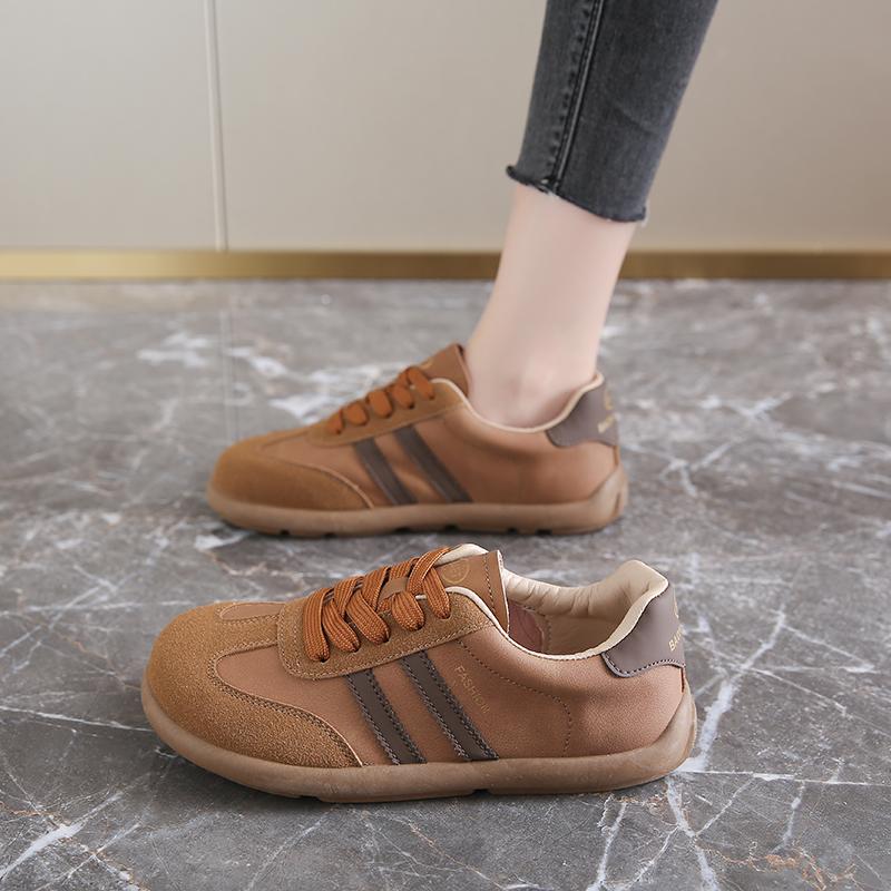 Autumn/Winter Women s Shoes Comfortable Casual Shoes College Style Wide Toe Soft Flat Shoes Outdoor Casual Sports Shoes 35