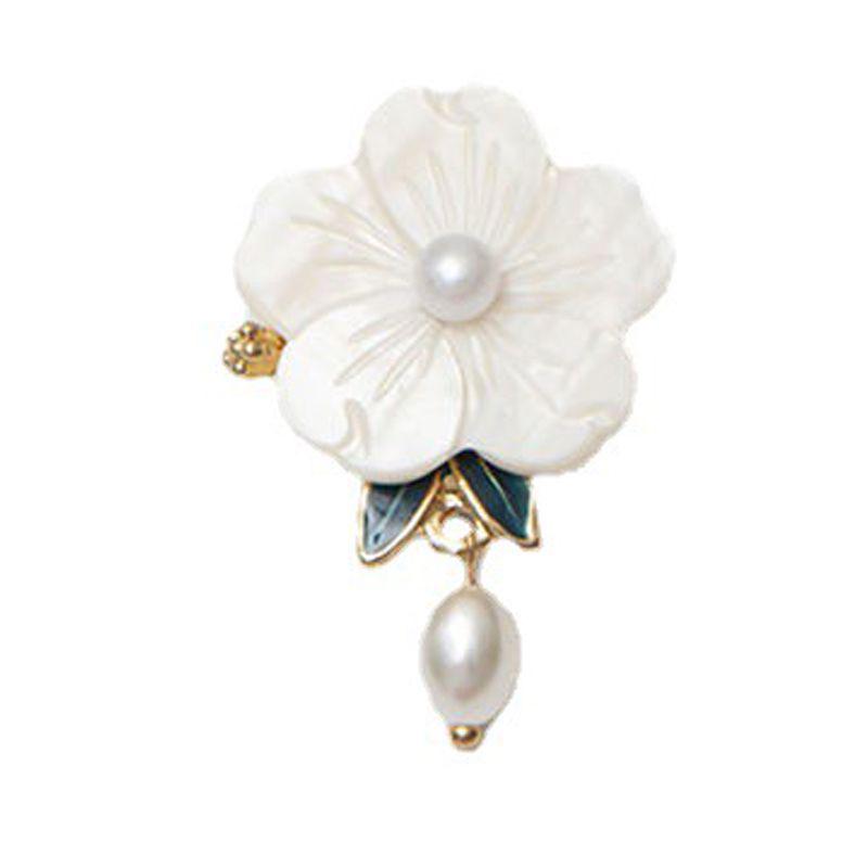 

Элегантная китайская этническая цветочная брошь: Старинный значок в стиле ретро для ханьфу и чонсама