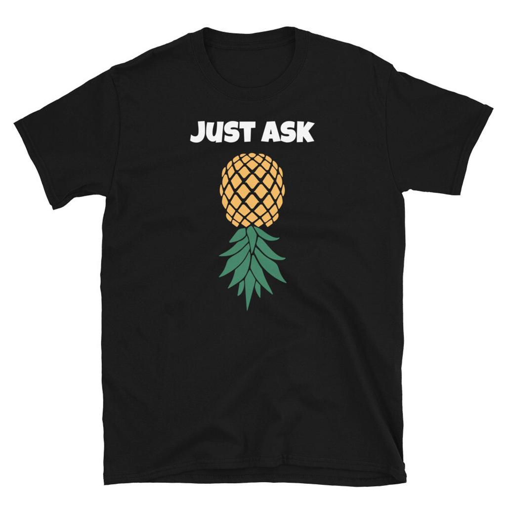 T-shirt Unisex Manica Corta 'Upside Down Pineapple Swingers Just Ask' per Nave da Crociera