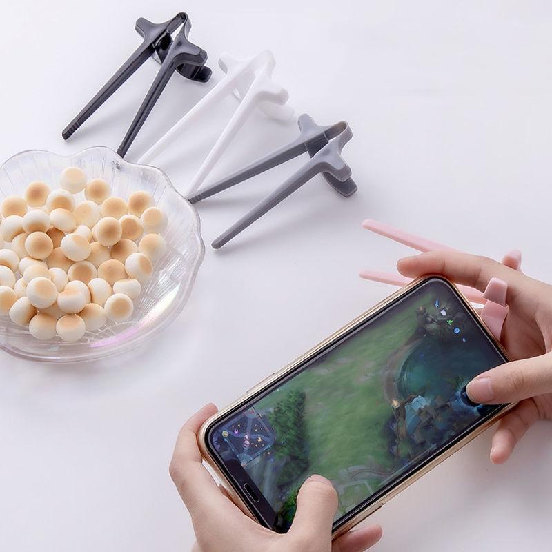 1/10pcs Plastic Finger Snack Clip for Games Player Snack Chopstick Holder Funny Chopsticks Gamer Clips Reusable Lazy Artifact
