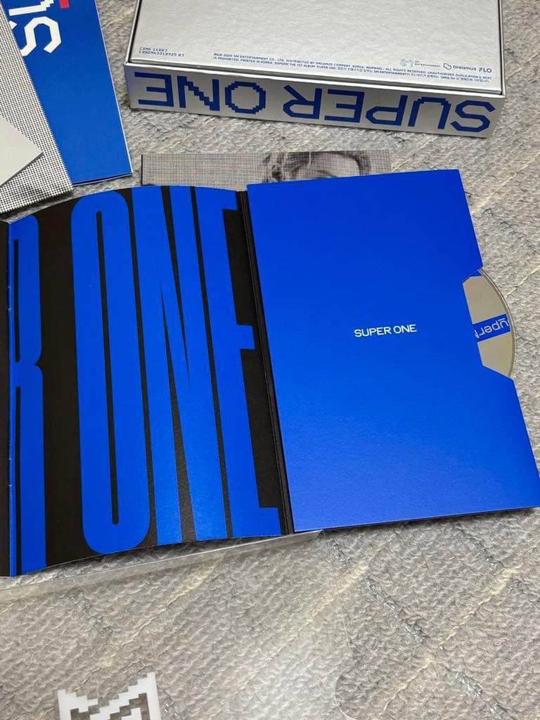 [GEBRAUCHT] SuperM Das 1. Album "SUPER ONE" mit Sammelkarte