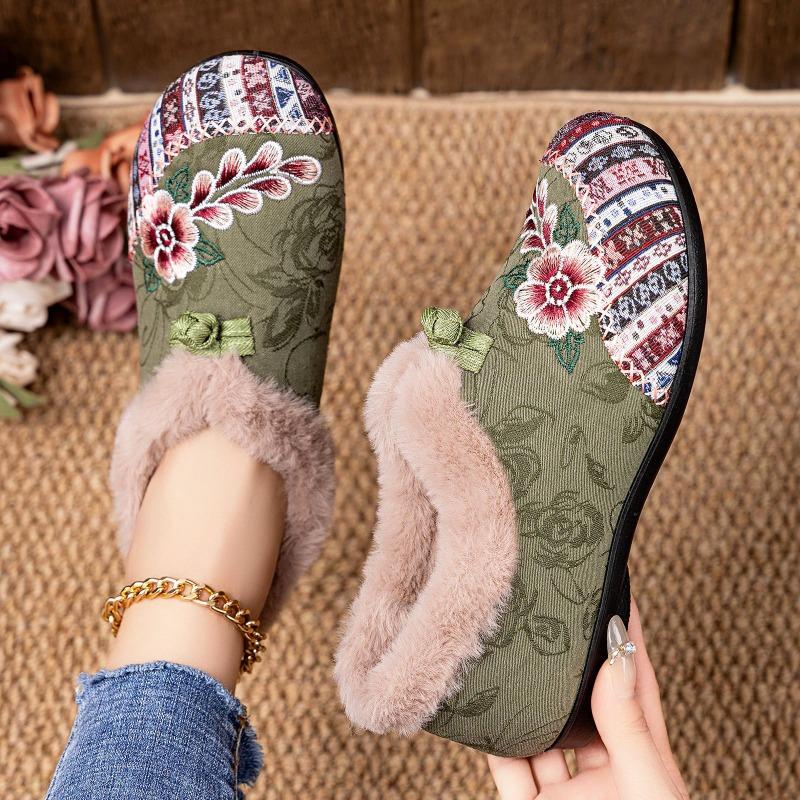 

Women s cotton shoes large size snow boots women s boots cold-proof and warm cotton boots shallow mouth one pedal short boots 43