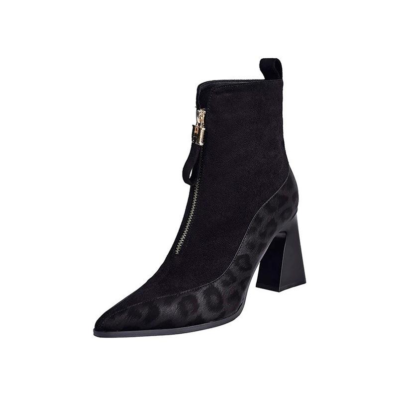 Mode högklackade korta stövletter dam 2025 höst och vinter nya Internetkändis explosion Martin-kängor tjock klack spetsiga mode tunna stövletter