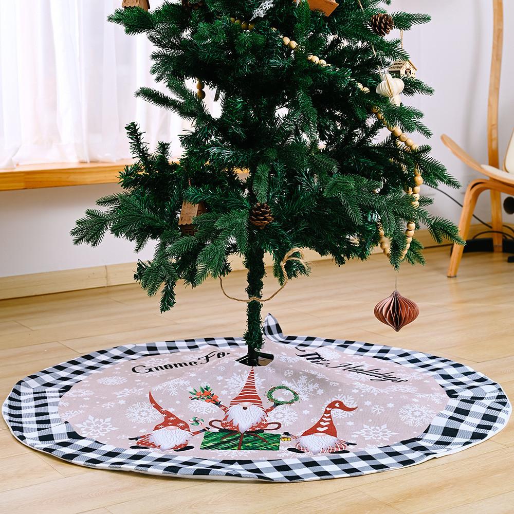 And Red Classic Black Checkered Tree Skirt With Unique Forest Elder Design Ideal For Christmas Celebrations
