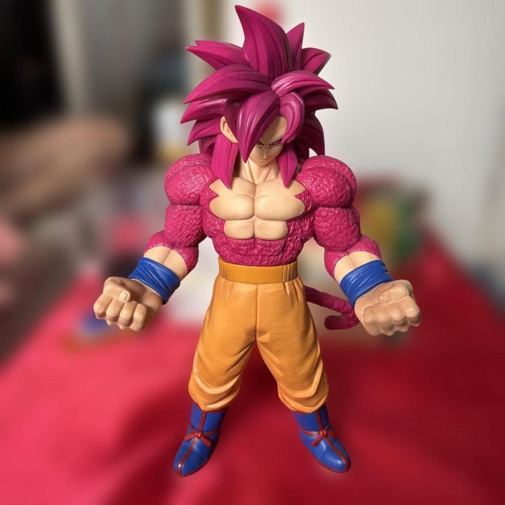 [USED] Gogeta Figure
