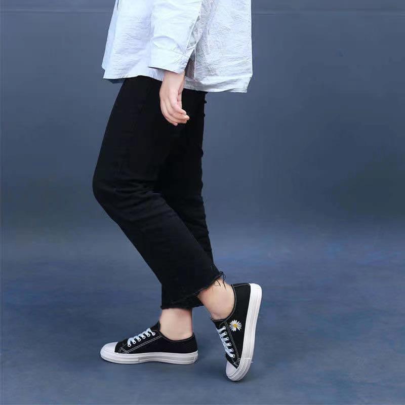 Canvas Shoes, Female Student Casual Shoes, Flat Bottomed Board Shoes, Lace Up Thick Soled Shoes