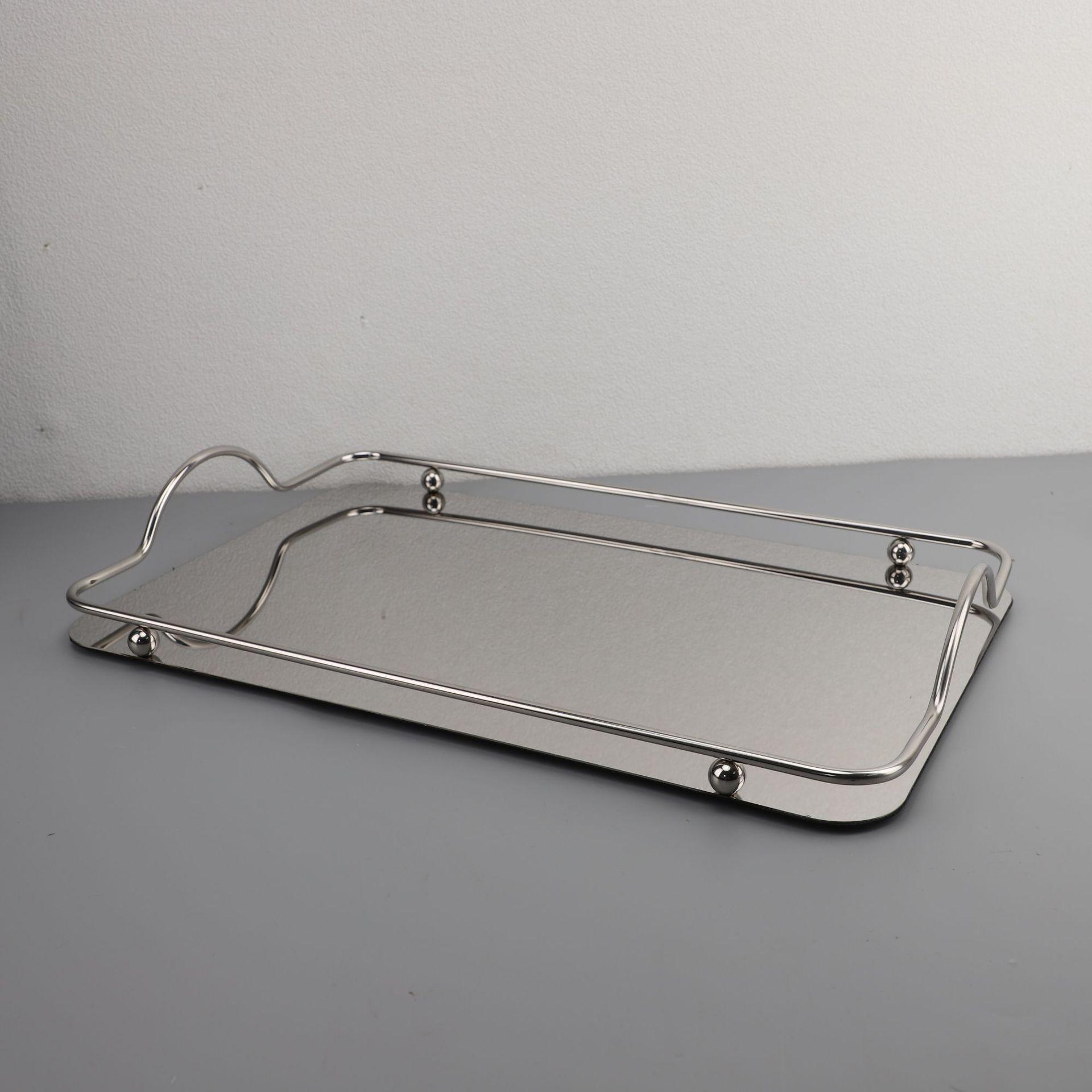 

Современный минималистичный поднос из нержавеющей стали для декора дома или офиса