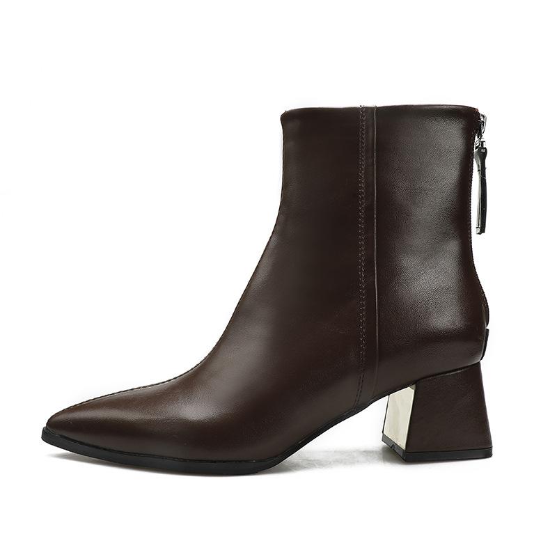 Korean version of pointed brown short boots, children's customized rear zipper thick heel women's boots customized autumn and winter new high-heeled