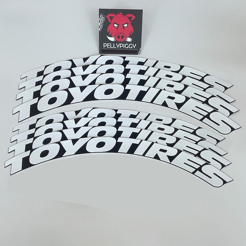 Naklejki z literami na opony samochodowe 3D - Spersonalizowany zestaw 4 szt., Dostępne w wielu kolorach