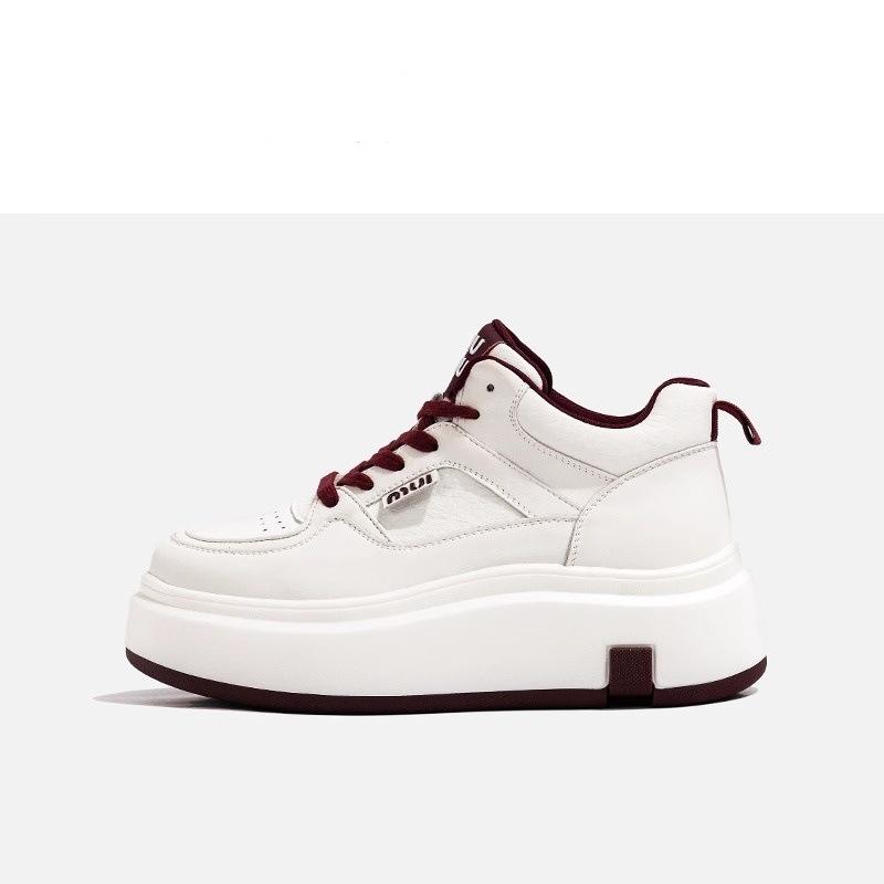 Platform white shoes women's 2025 new autumn and winter shoes women's versatile flat-soled lace-up velvet casual sports board shoes