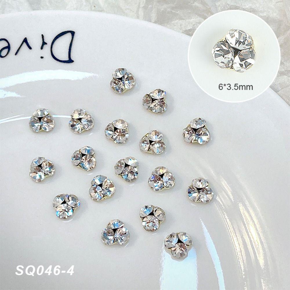 

10 шт. Сияющие 3D украшения для ногтей Роскошные хрустальные подвески для дизайна ногтей Маникюрные аксессуары 6x3.5mm