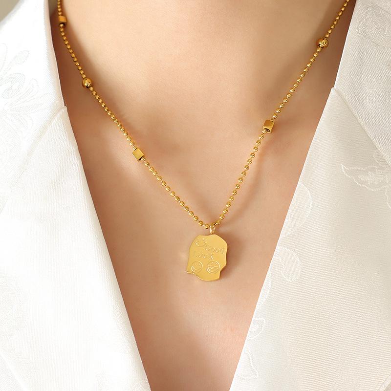 Niche Minimalist Korean Geometric Square Pendant Gold Necklace - Versatile, Fade-Resistant