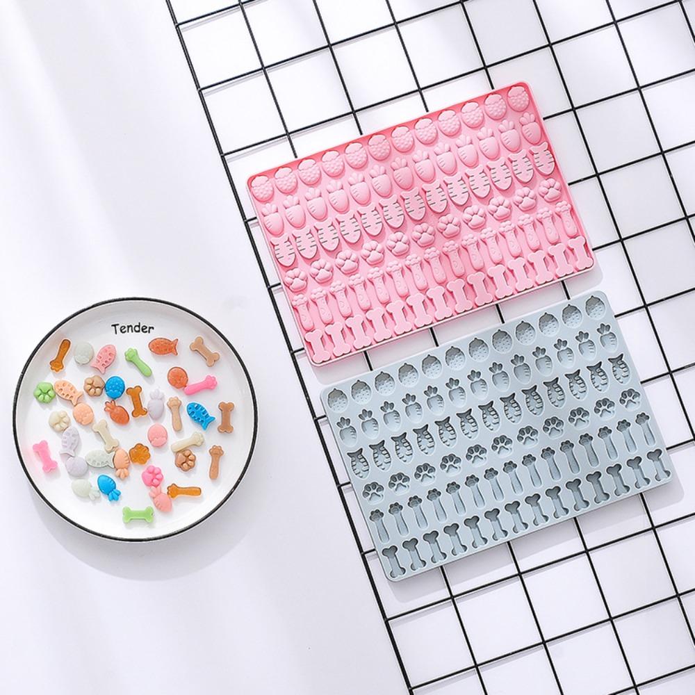 78 Holes Strawberry Chocolate Carrot Jelly Baking Tray Cat Claw Biscuit Silicone Mold Cartoon Puppy Bone Soap Mould Candle Gifts
