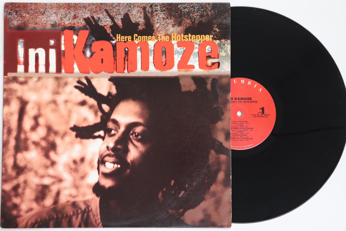 

LP Record INI KAMOZE Here Comes The Hotstepper C67056 COLUMBIA 1995 US Reggae Ska Dub Used