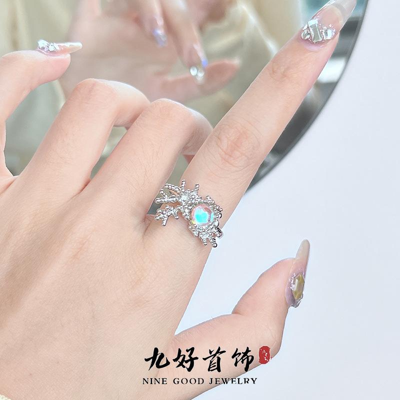 

Original Design Niche Coral Irregular Individual Cold Wind Advanced Sense Moonstone Open Ring Female Tide Adjustable opening