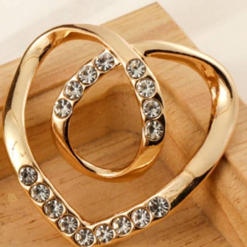 Chic Resin Alloy Heart Knot Buckle For Dresses Shirts T-shirts And Scarves
