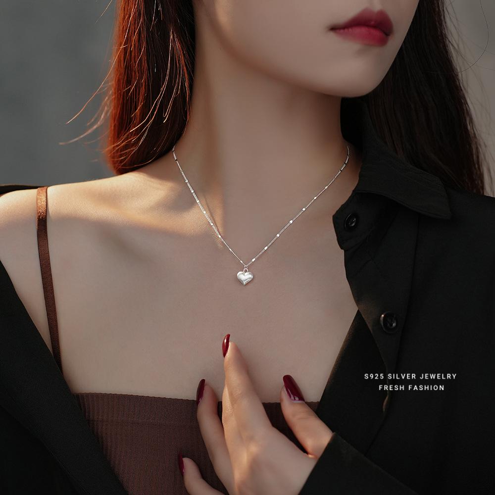 925 Silver Heart Necklace Women Simple and Stylish Light Luxury Pendant Jewelry Gift