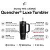 STANLEY 1913 x JENNIE Quencher Luxe Tumbler – Edelstahl Isolierbecher (Mitternachtsrubin, 887 ml), Koreanisch