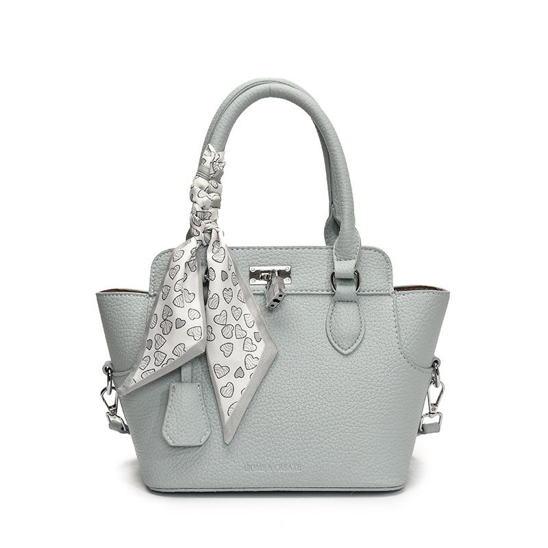 Summer popular small bag women's new fashion versatile messenger bag portable commuter bucket bag