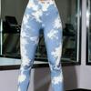 Dames High Waist Tie-Dye Yogabroek - Naadloos, Heuplift, Perzikbillen Design.