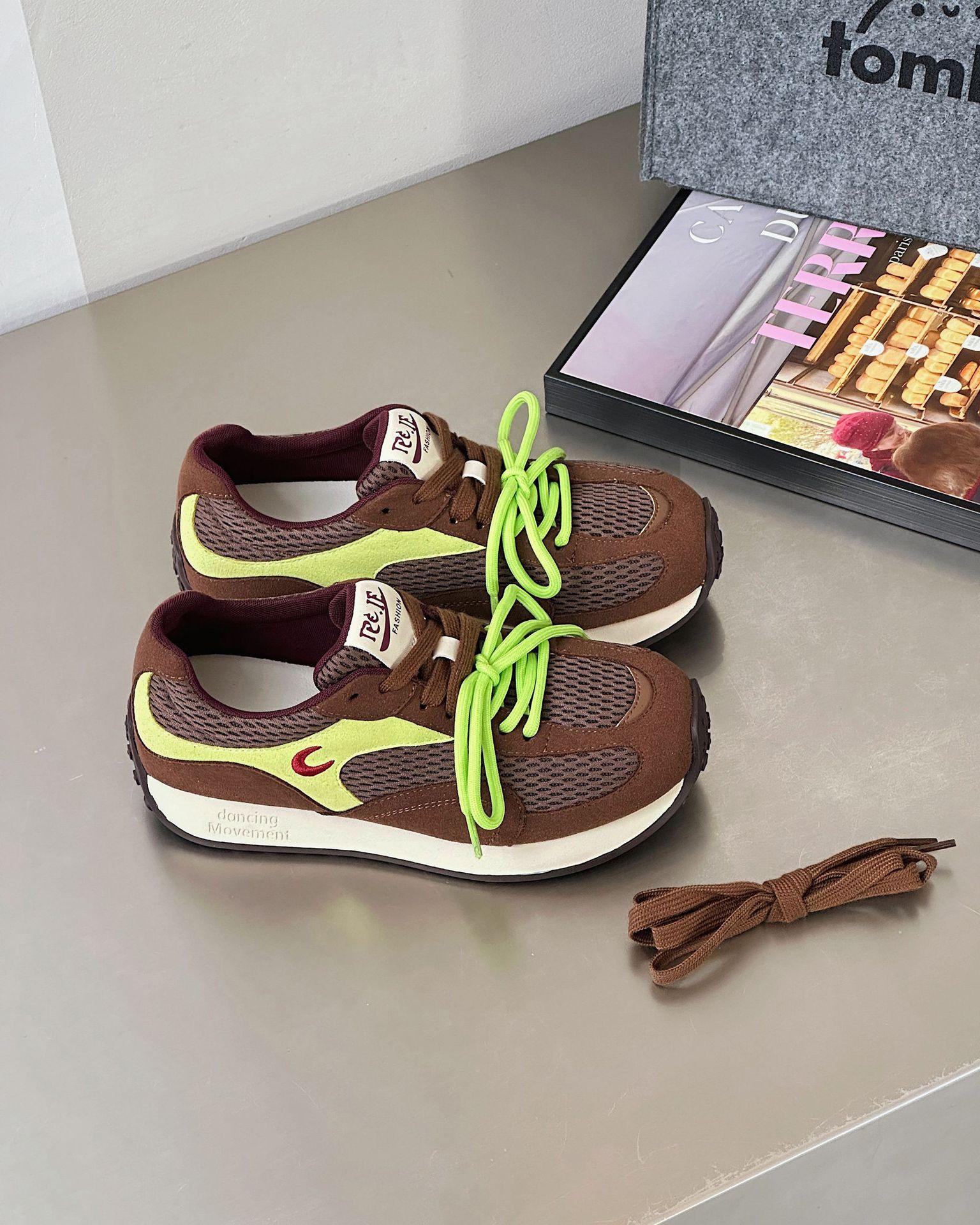 

Retro thick-soled Forrest Gump shoes for women s 2025 summer new casual fashion versatile explosion increased inner sports breathability 40 кофейный