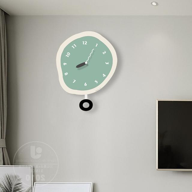 

Wall Clock Restaurant Bedroom Irregular Circular Europe Clock Celebrity Clock Wall Clock Living Room Super Silent Clock 12 inch червоний