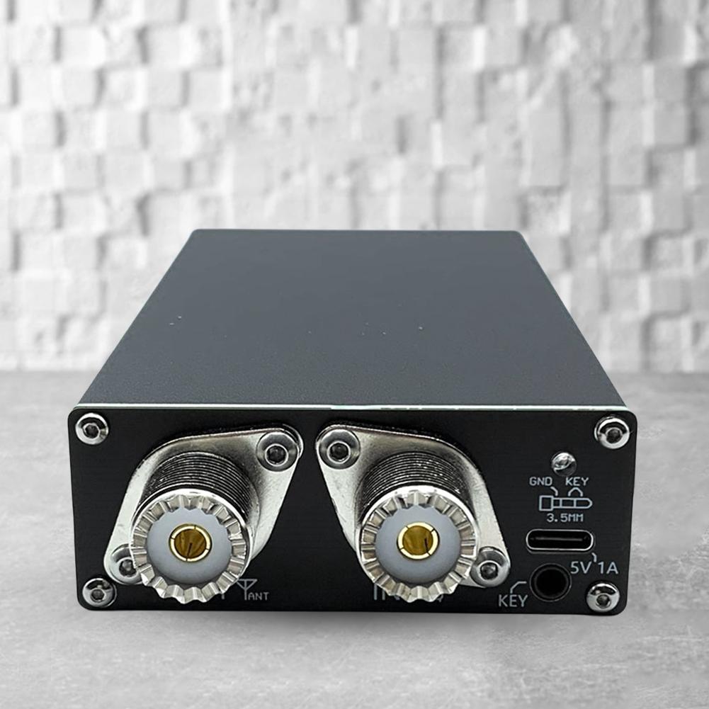 

AT100M Pro Измеритель КСВ 100 Вт Автоматический антенный тюнер Поддержка упражнений по азбуке Морзе КВ антенный тюнер для КВ радио UNITED KINGDOM