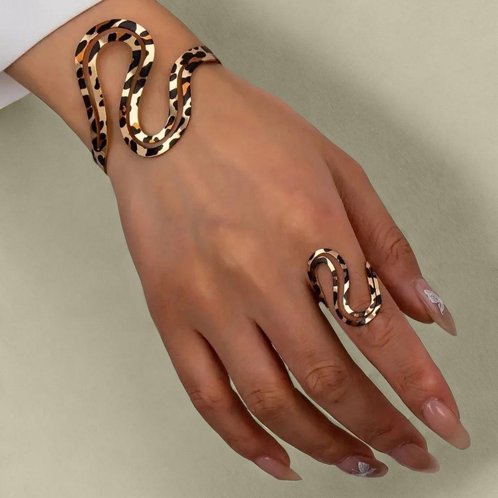 Leopard pattern Irregular Bracelet Ring Ladies Set