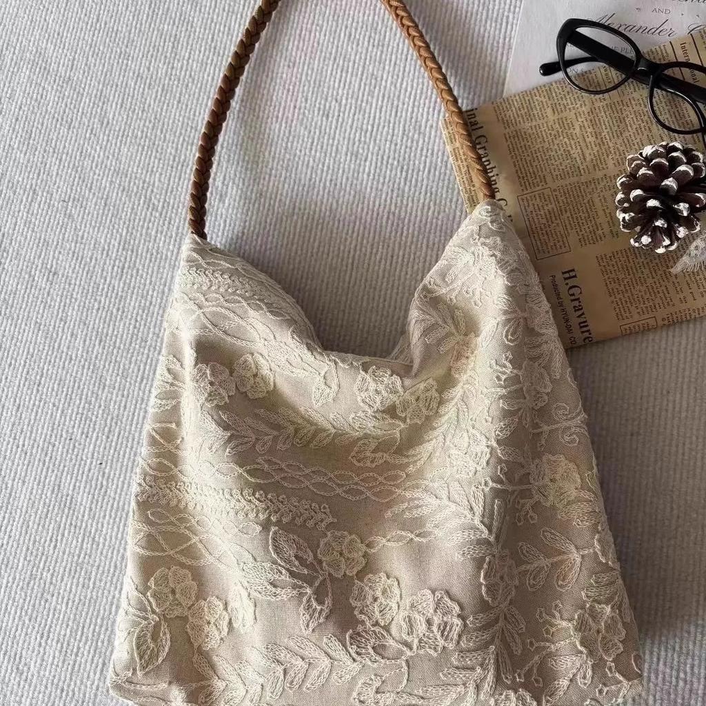 Original, Linen Embroidery, Flower Petals, One Shoulder Tote Bag, Versatile for Spring and Summer, Simple, Artistic Bag