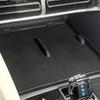 Auto-Modifikationszubehör für Song Plus EV Edition Kabelloses Lade-Schutzpolster Untere Aufbewahrungsbox Anti-Rutsch-Matte