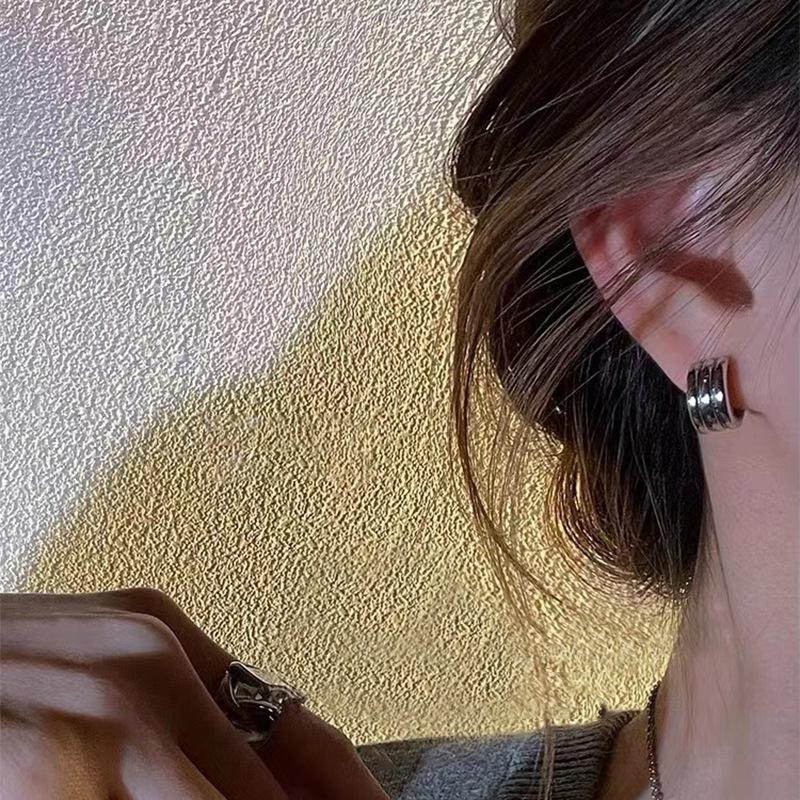 Серьги-гвоздики Dongdaemun, холодный ветер, тип C, широкая версия, цирконий, женские, модные, универсальные, простые, нишевые