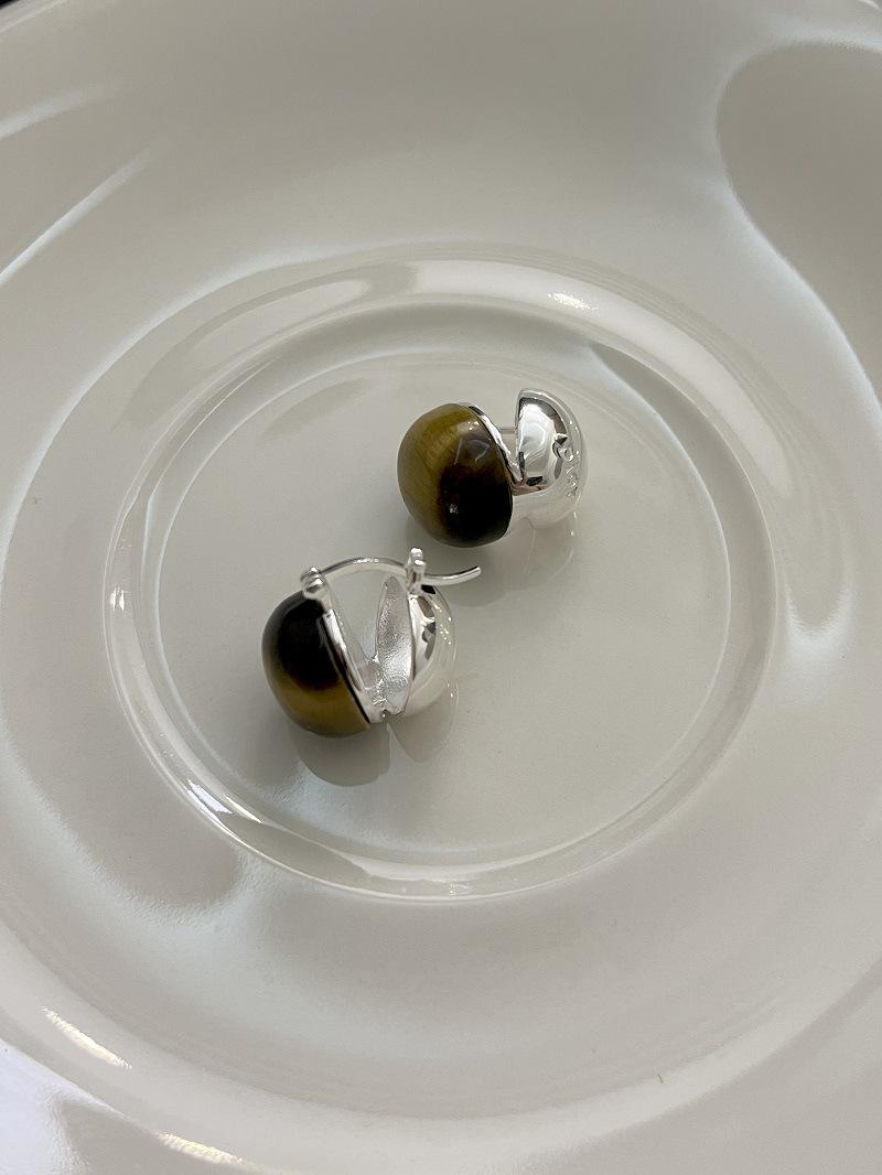 S925 Sterling Silver Round Amber Stud Earrings for Women - Light Luxury Niche Design, New High-End Feel. 925 Silver светло-коричневого