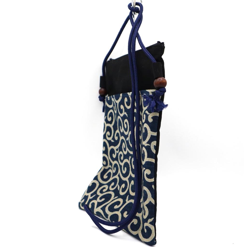 Maruzen Taška cez rameno Pochette Vzor Arabesque Vyrobené v Japonsku Tmavo modrá x 25 x Cca. 19.5 0.8cm