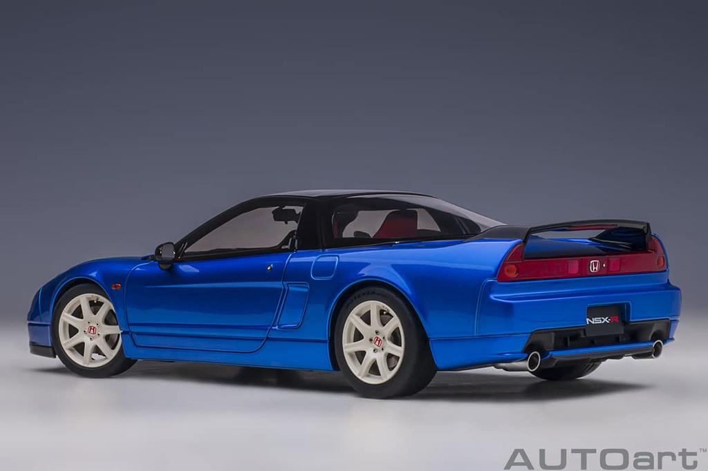 AUTOart Honda Long Beach Blue Pearl Finished Product 73218 1/18 NSX-R (NA2)