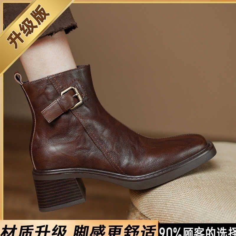 2025 autumn and winter new retro medium heel thick heel new Chinese belt buckle short boots femininity British Martin boots