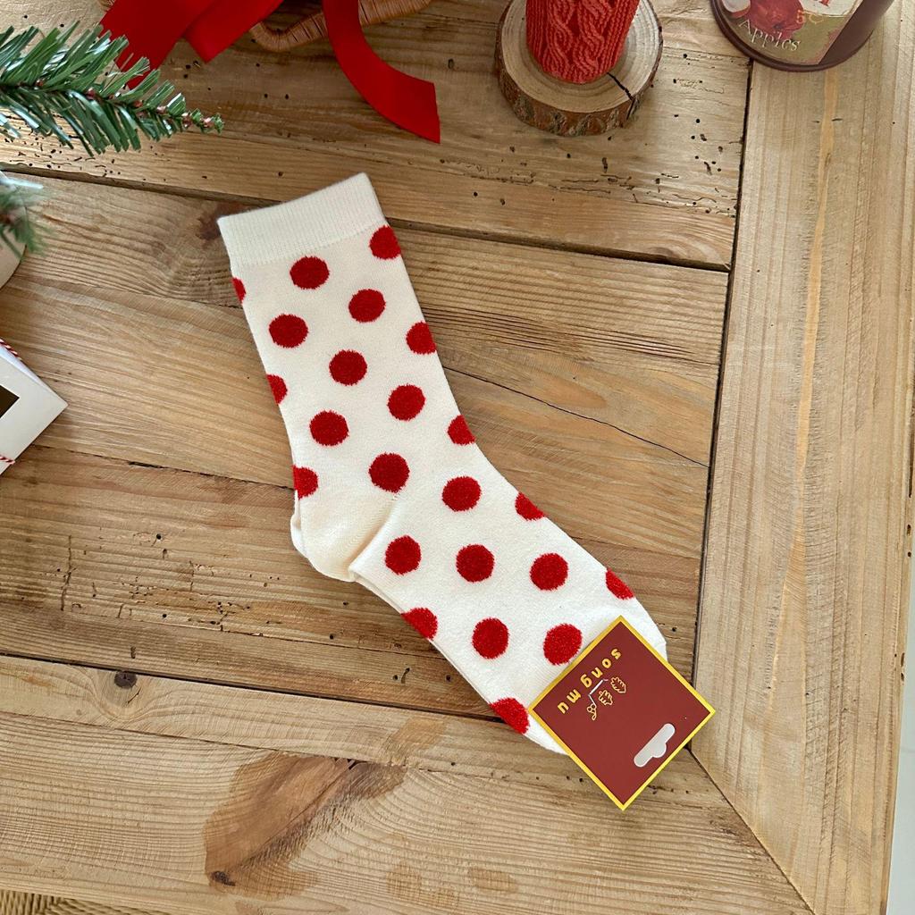 Songmu Benming Year Red Polka Dot Women's Socks - Autumn/Winter Joyful New Year Pile Socks