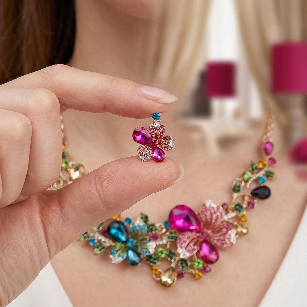 Exquisites Strassschmuck-Set Glänzendes Kristall-Halsketten-Set Halskette Ohrringe Set Bankett