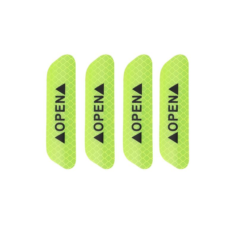 

Светоотражающие наклейки на двери автомобиля зелёный