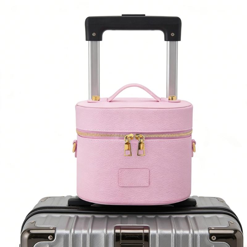 PU Leather Toiletry Organizer Bag Makeup Case with Carrying Handle And Zippered Cover Design for Cosmetic Storage Use