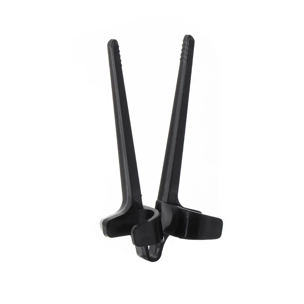 

1PC New Plastic Creative Finger Chopsticks Anti-dirty Play Games Phone Clip Snacks Creative Lazy Assistant Games Accessories чорний