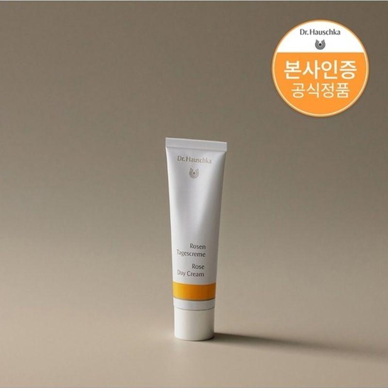 Dr. Hauschka Moisture Glow Rose Day Cream Light (soft cream texture)