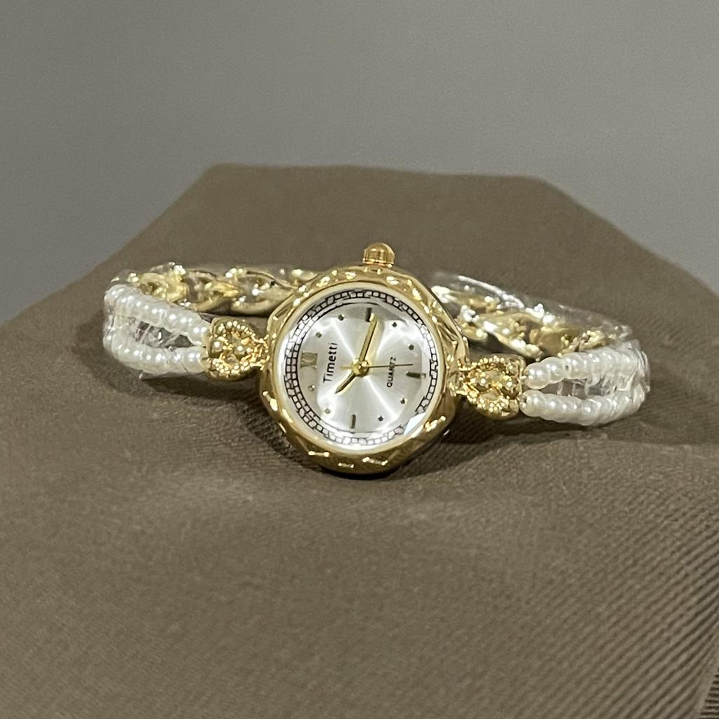 Small Light Luxury Exquisite Pearl Bracelet Watch Temperament Retro High Sense Versatile Fashion Watch Women